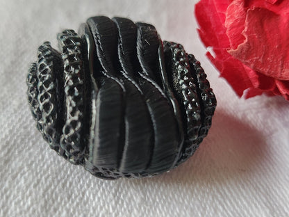 gros bouton vintage résine et passementerie noir 2,7 cm G13Q