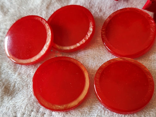 Lot 5 gros boutons vintage rouge bord nacré 2,6 cm pied ref 2981