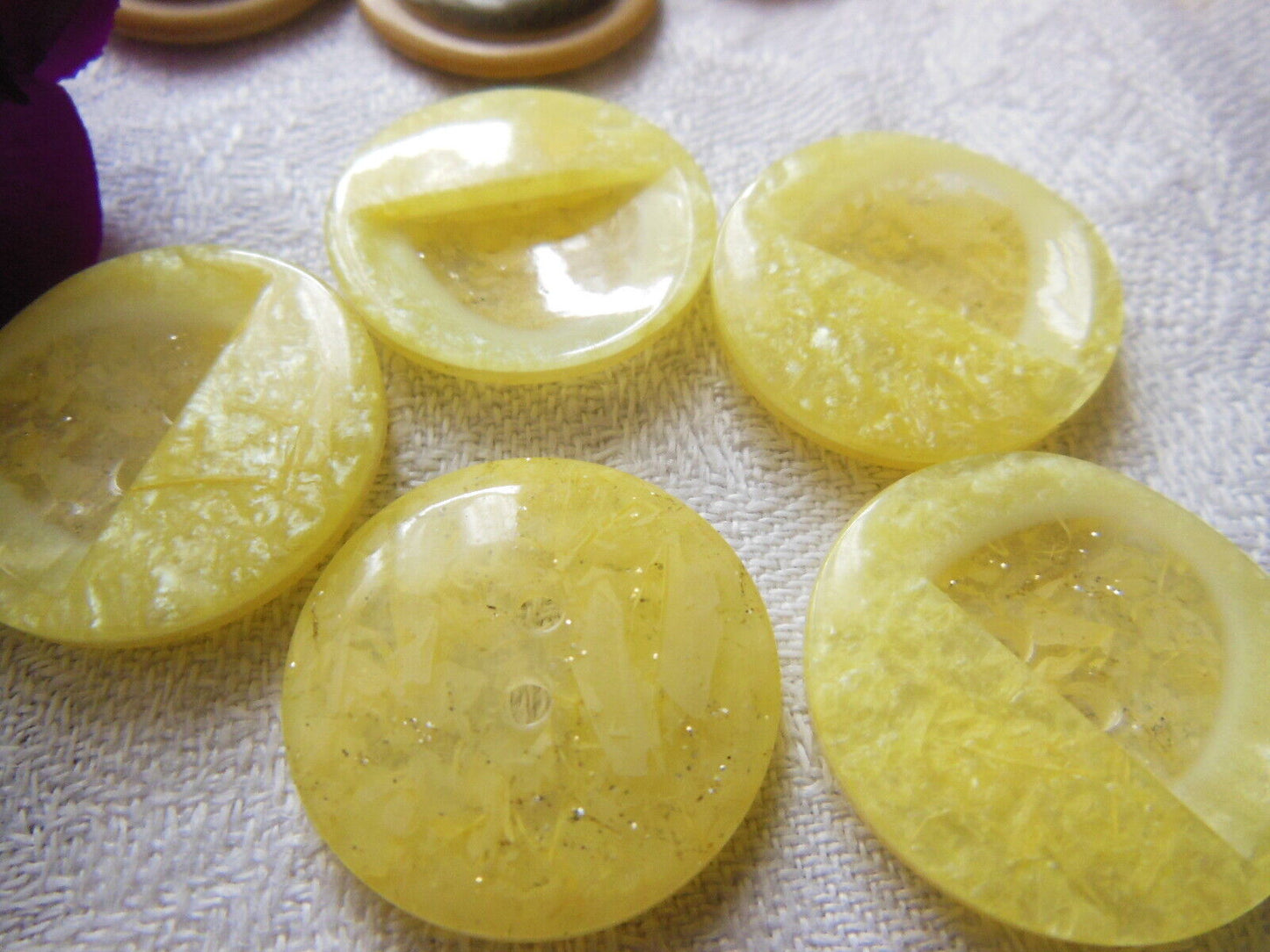 lot 5 boutons vintage jaune paillette diamètre 2,1 cm ref 307