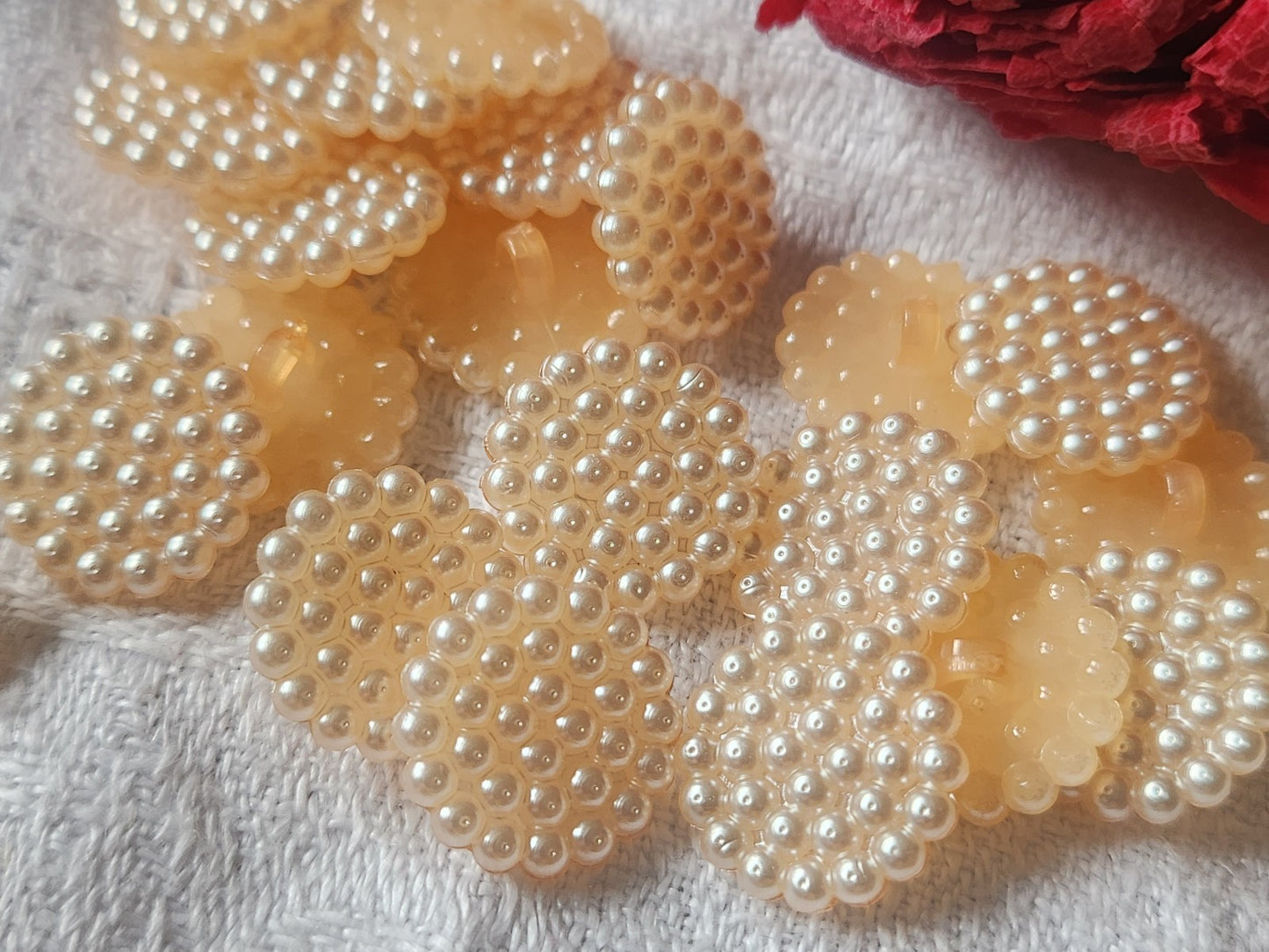 Lot 20 petits boutons vintage satiné orange texturé 1,4 cm pied ref 2531