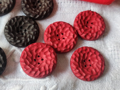 Lot 9 boutons vintage mat texturé deux serie 2,1 cm trous ref 5659