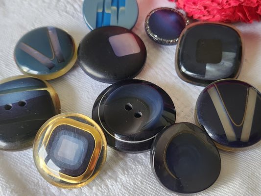Lot 10 boutons vintage panaché assortiment bleu joli 1,7 à 2,8 cm ref 5808