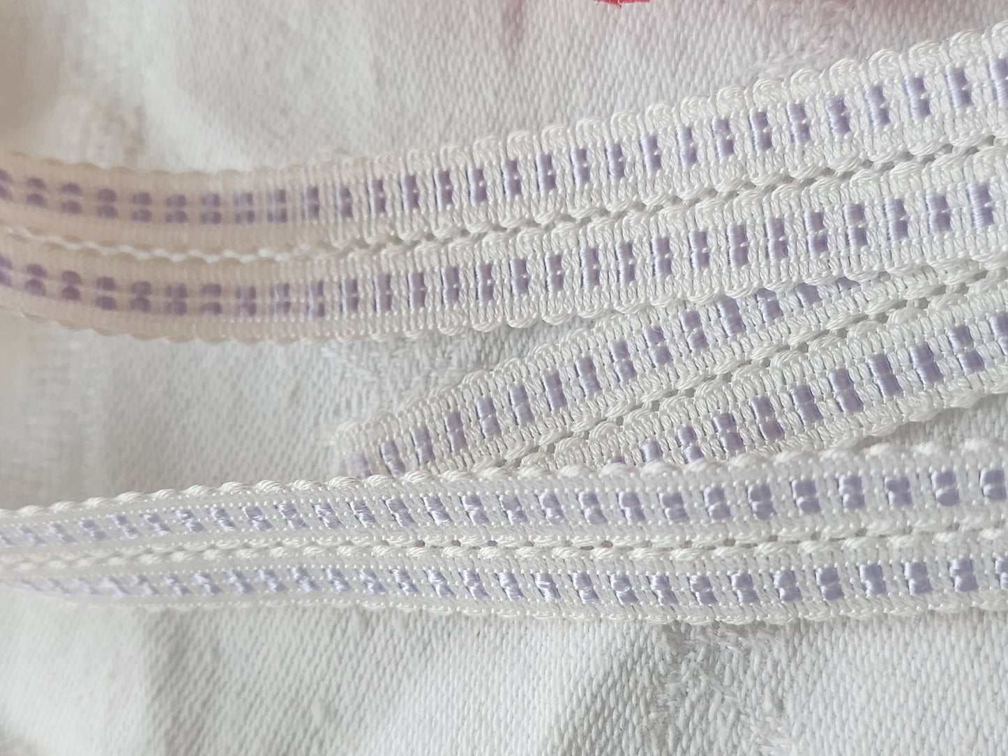 Galon vintage entre deux violet blanc biais 5 métres 1,6 cm A2