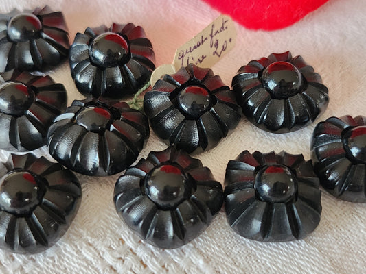 Lot 10 superbes boutons vintage noir 1,7 cm ou 17 mm pied marguerite ref 4002