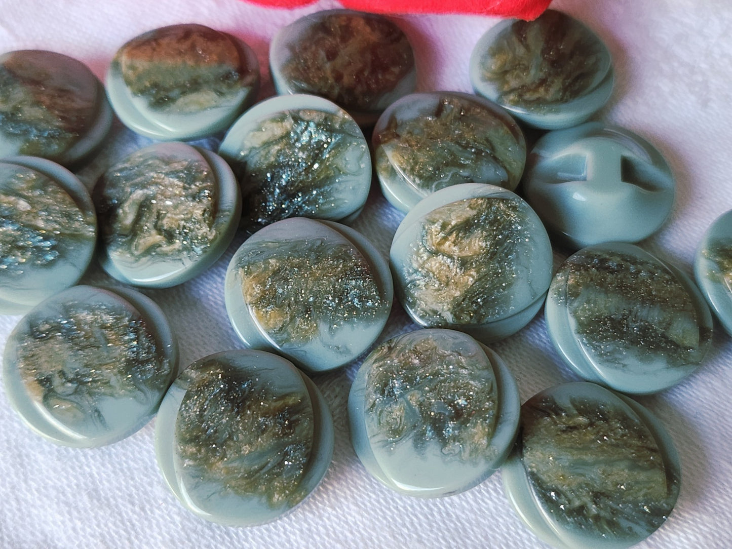 Lot 15 boutons vintage vert paillette joli pied 1,8 cm ref 3926