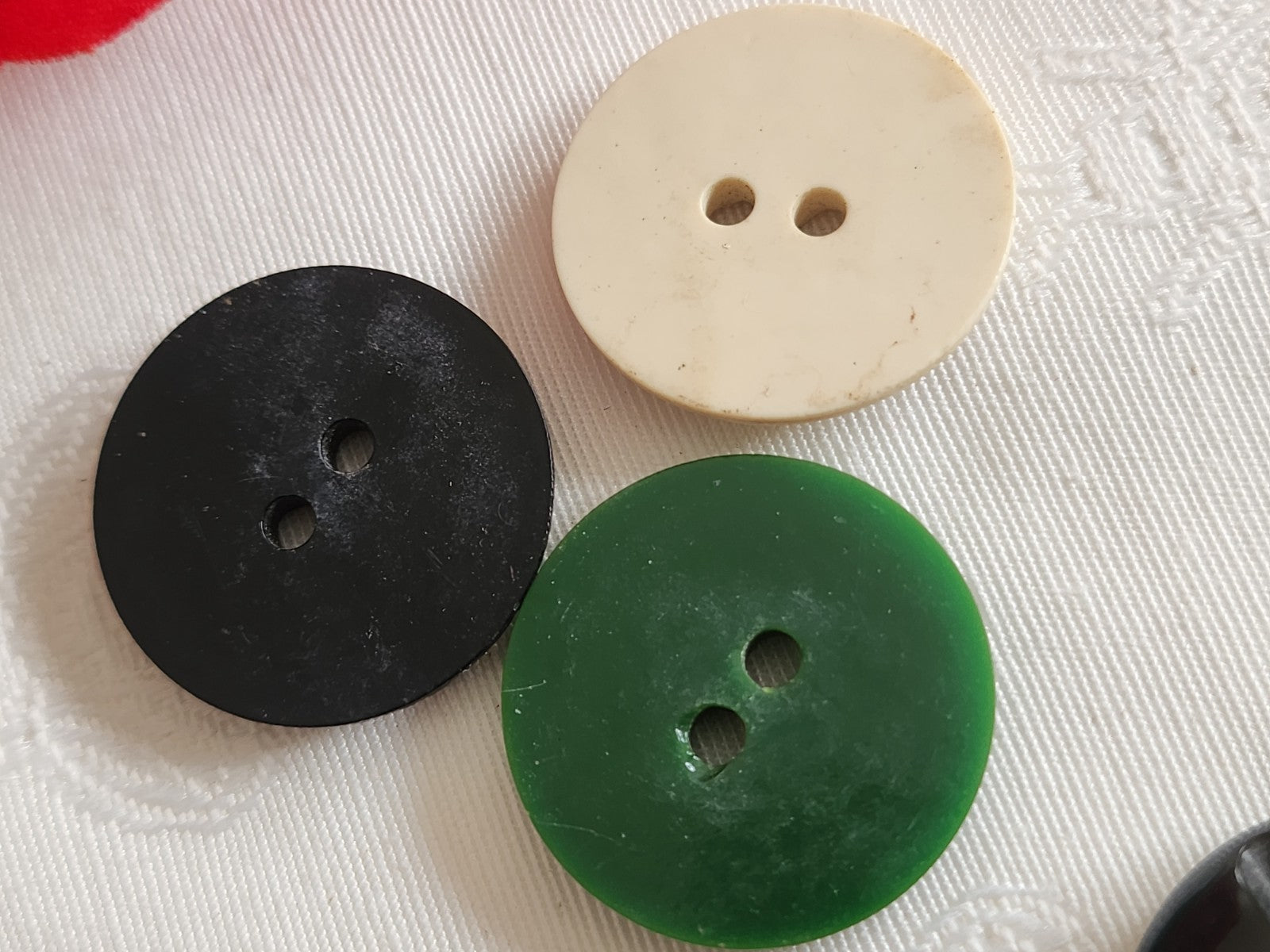 Trio boutons vintage peint texturé 2,7 cm ou 27 mm trous ref 6343
