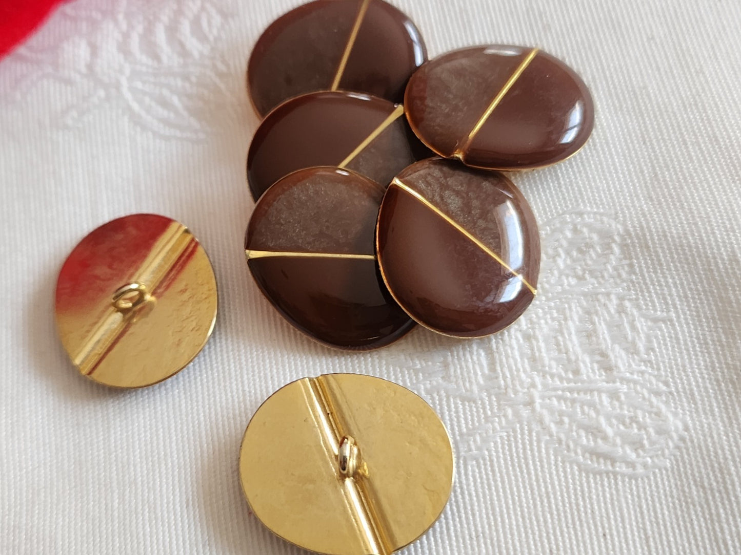 Lot 6 boutons vintage en métal marron 2 tons ovale pied 1,7 sur 2 cm ref 6372