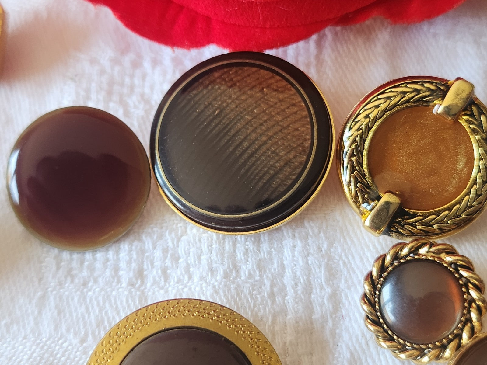 Lot 10 boutons vintage en métal marron panaché 1,5 à 2,6 cm ref 6047