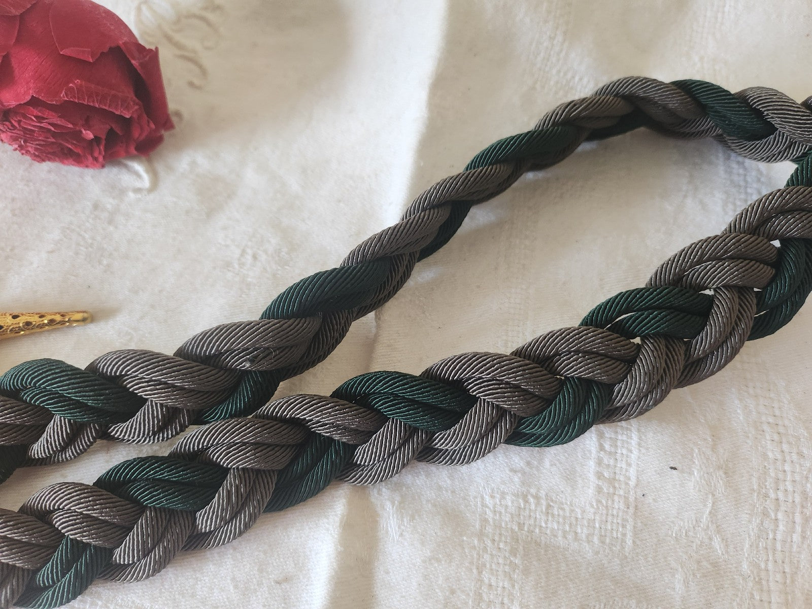 Ceinture ancienne vintage tréssée gris vert reglable  B9