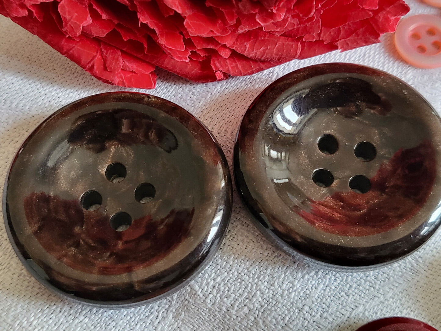 Duo gros boutons marron marbré vintage lumineux épais  3,5 cm ref 3380
