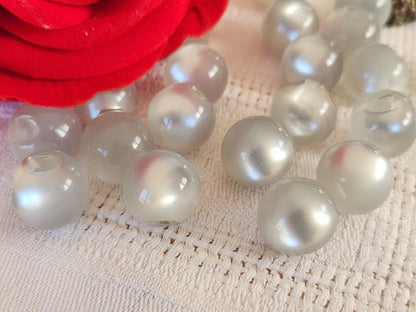 Lot 17 boutons vintage boule lumineux gris 13 mm ou 1,3 cm ref 6514