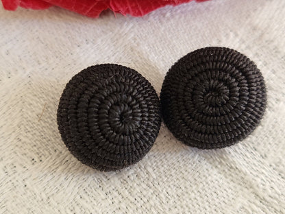 Duo boutons anciens  en passementerie noir  à  pied 1,5 cm D8D