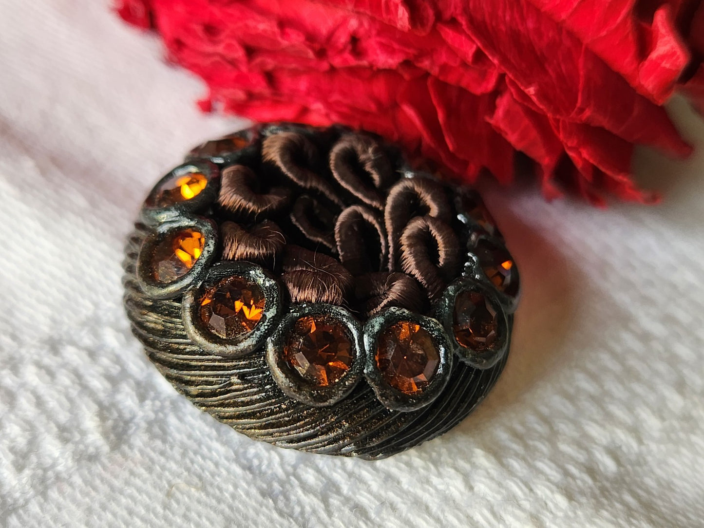 gros bouton vintage résine et passementerie marron strass verre 2,9 cm ref 3685