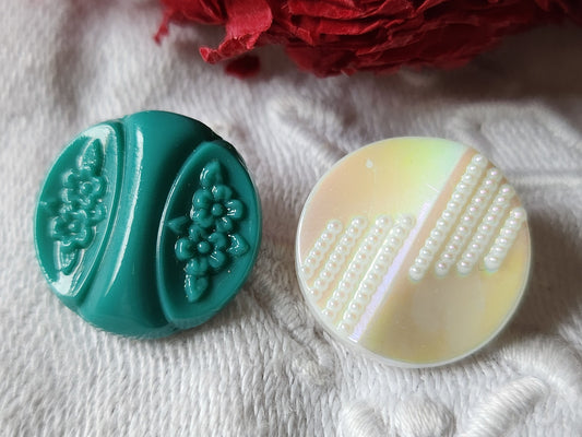 Duo boutons anciens en verre motif coloré 1,7 et 1,8 cm G16I