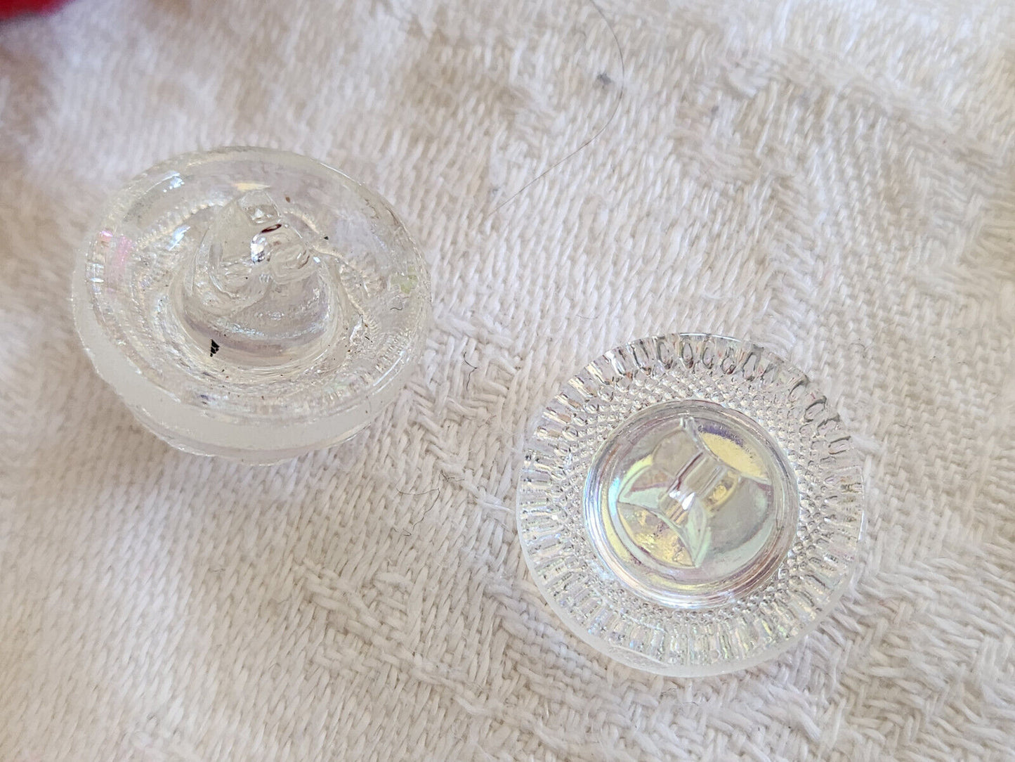 Duo boutons anciens en verre mordoré rose irisé à pied 1,7 cm D13L