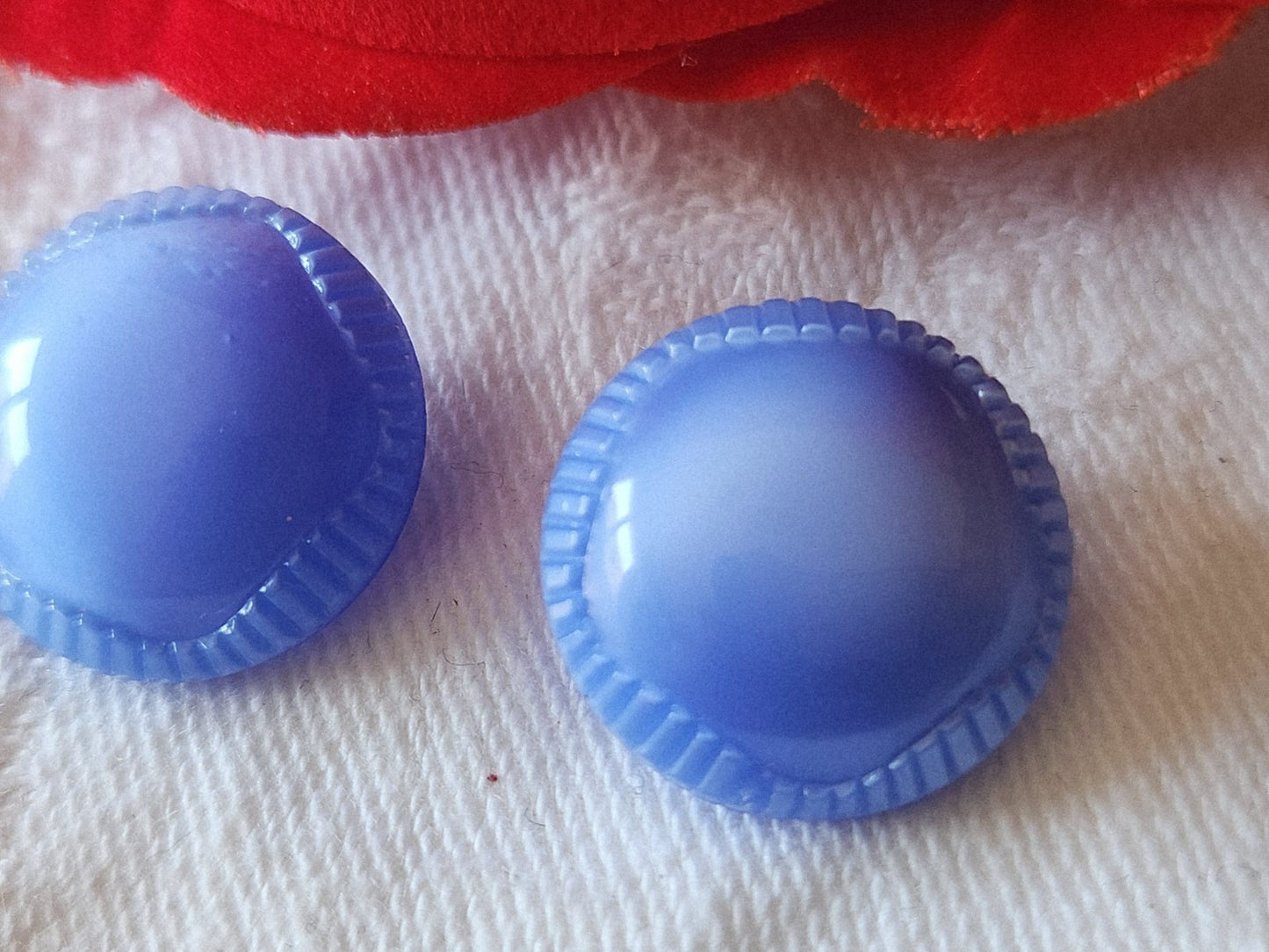 Duo boutons anciens en verre bleu collection  1,7 cm D4C