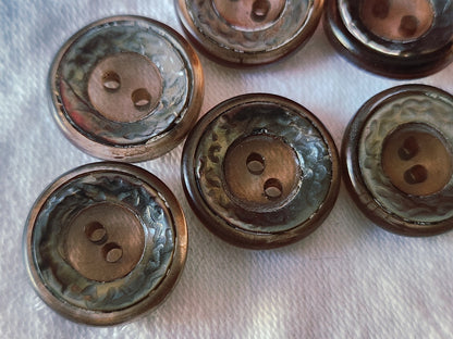 Lot 6 boutons anciens ornement en nacre ciselé 1,8 cm ref 3921