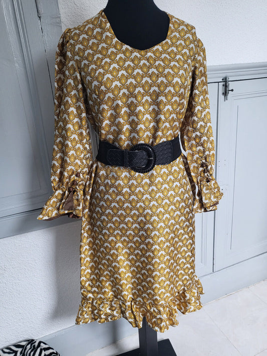 Pur vintage robe imprimée satin ou soie très typé taille 40 ? ref port