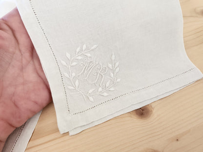 Lot 4 monogrammes anciens sur serviette MR broderie B8