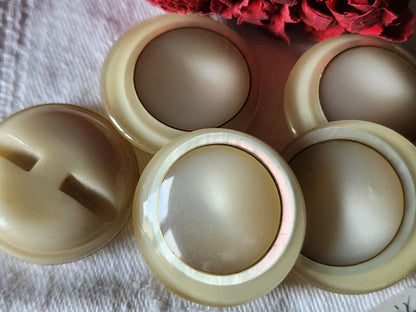 Lot 5 gros boutons vintage creme inclusion pied 3 cm ref 3383