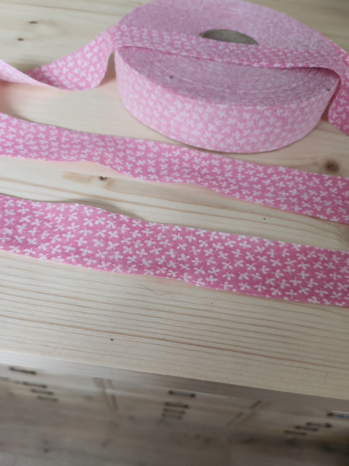 Rouleau biais vintage coton rose shabby largeur de 4 cm  B4