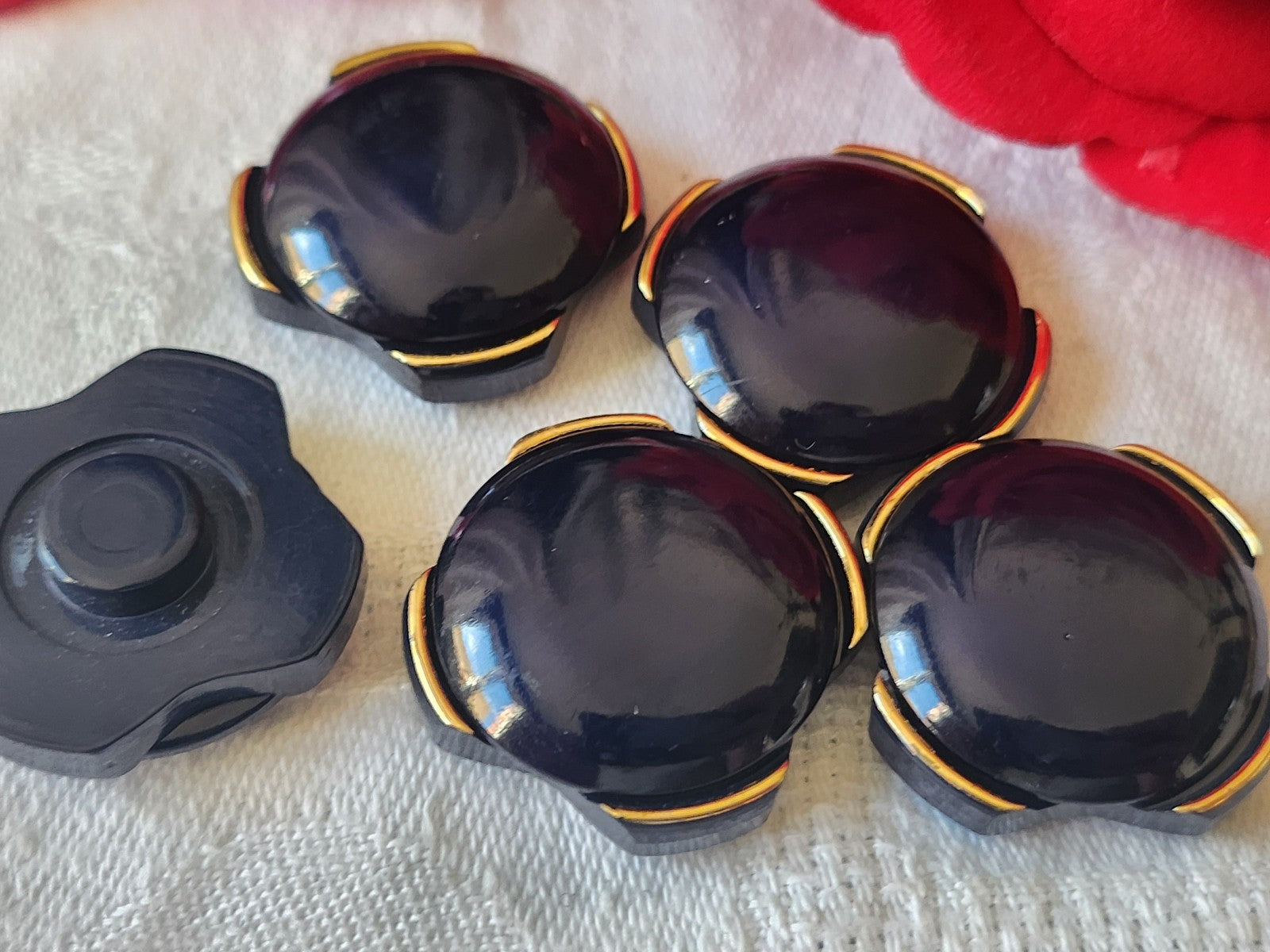 Lot 5 gros boutons vintage  bleu doré pied 2,4 cm ref 4911