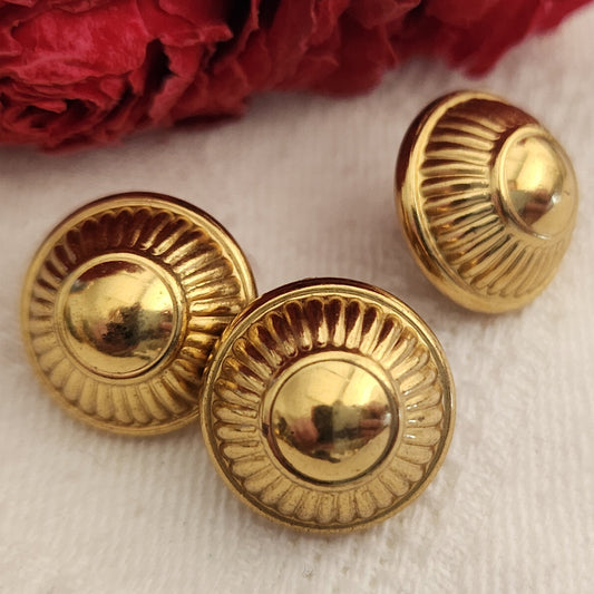 Trio boutons vintage en metal doré grelot 1,3 cm pied G2B