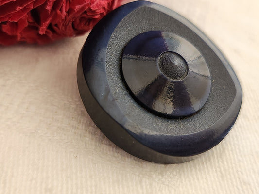 Volumineux bouton vintage bleu épais  3 cm pied ref 136