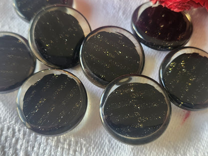 Lot 8  boutons vintage paillette noir doré pied 1,9 cm ref 3763