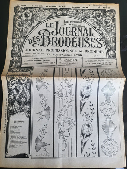 Le journal des brodeuses1951  n° 675  drap nappe à thé taie de berceau motifs