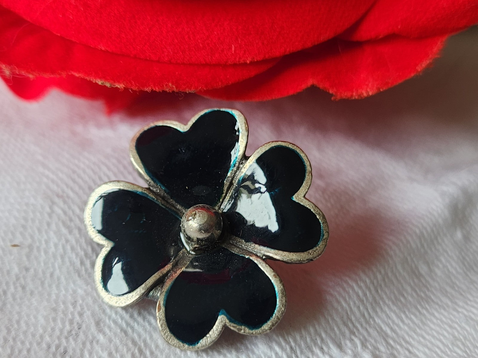 Superbe bouton vintage en métal bleu fleur pied 2,3 cm volume G12D