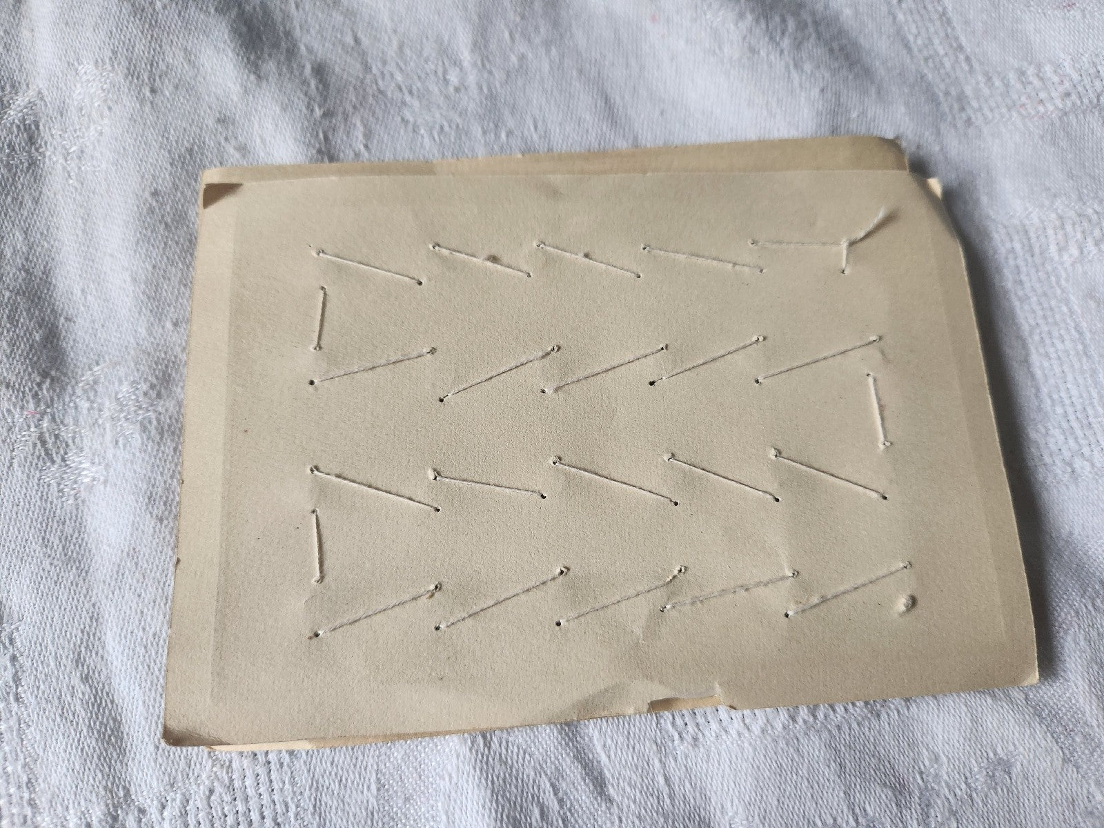 petite plaque de 24 boutons vintage vert pied 1, 1 cm