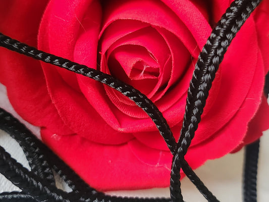 Galon vintage bordure noir  satiné 3 mètres sur 0,5 cm made in France  A3