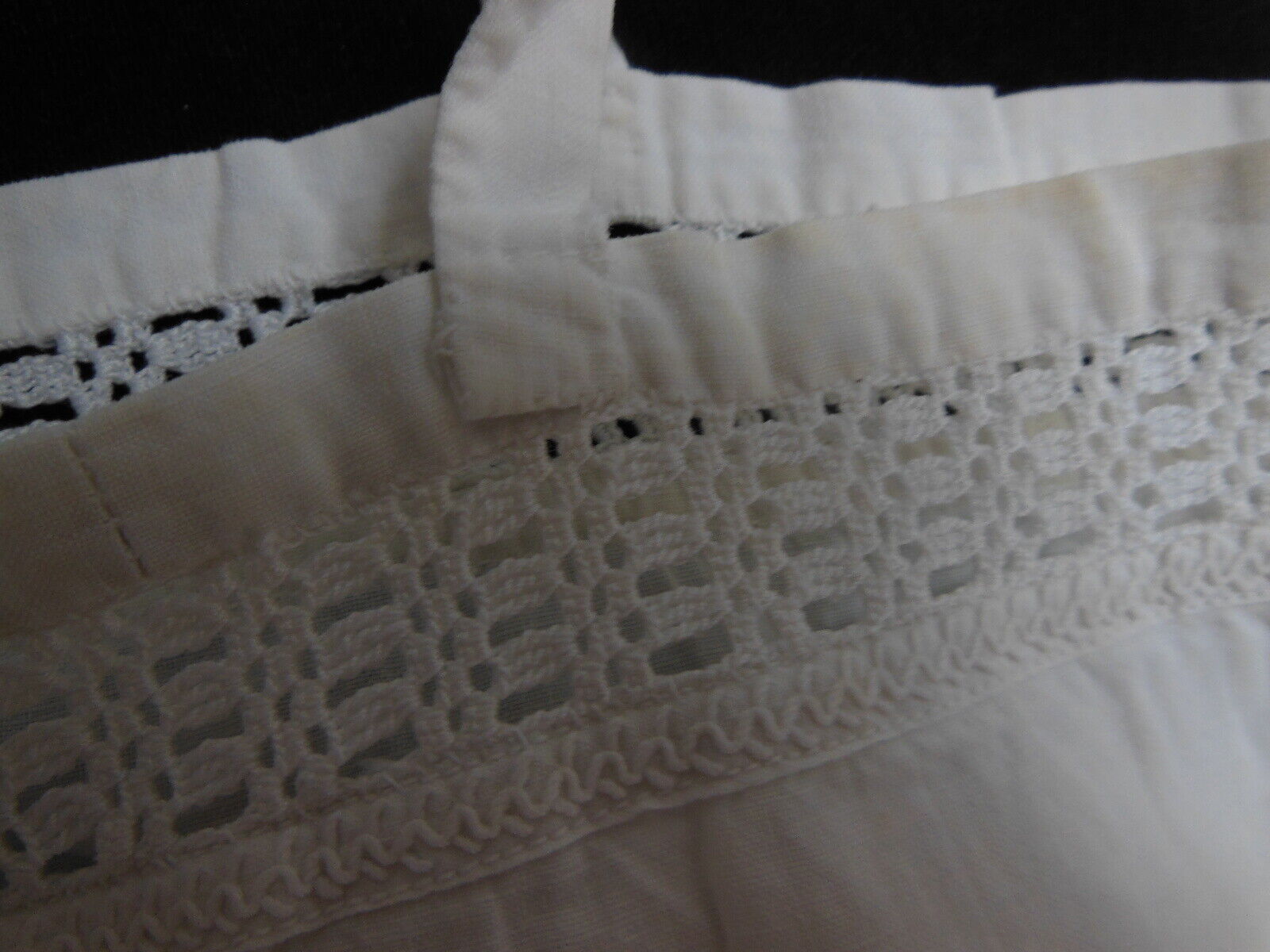 Chemise de nuit ancienne dentelle à nettoyer ou teindre B7  petite taille