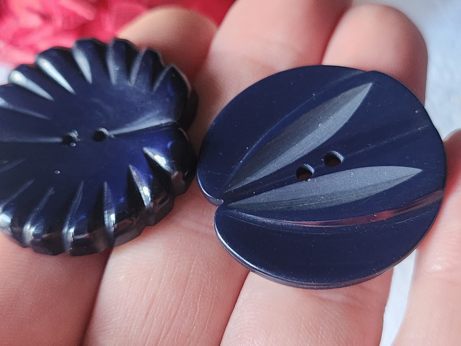 Duo gros  boutons anciens art deco collection bleu 3,3 et 3,5 cm ref 2378