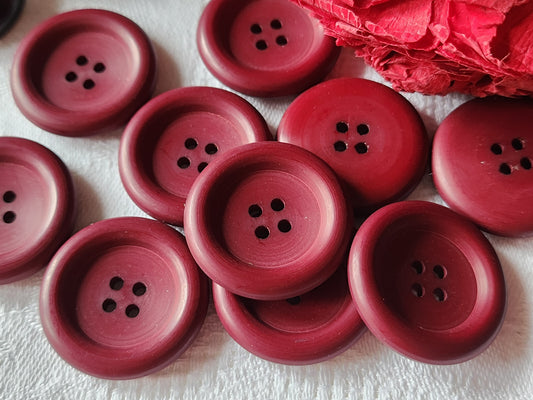Lot  8 gros boutons vintage rouge foncé  mat lie de vin 2,7 cm ref 3284