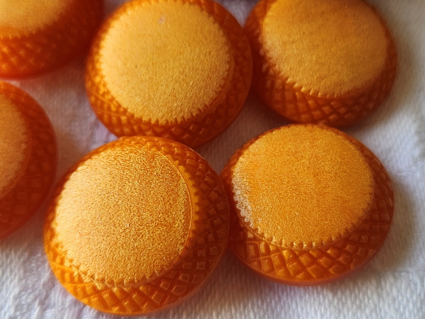 Lot 6 boutons vintage à pied orange 2,1 cm ref 5419