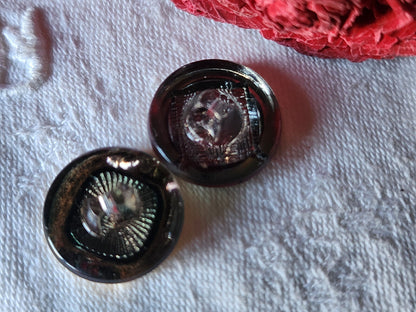 Duo boutons vintage en verre doré or travaillé diamètre 1,7 cm  D7Q