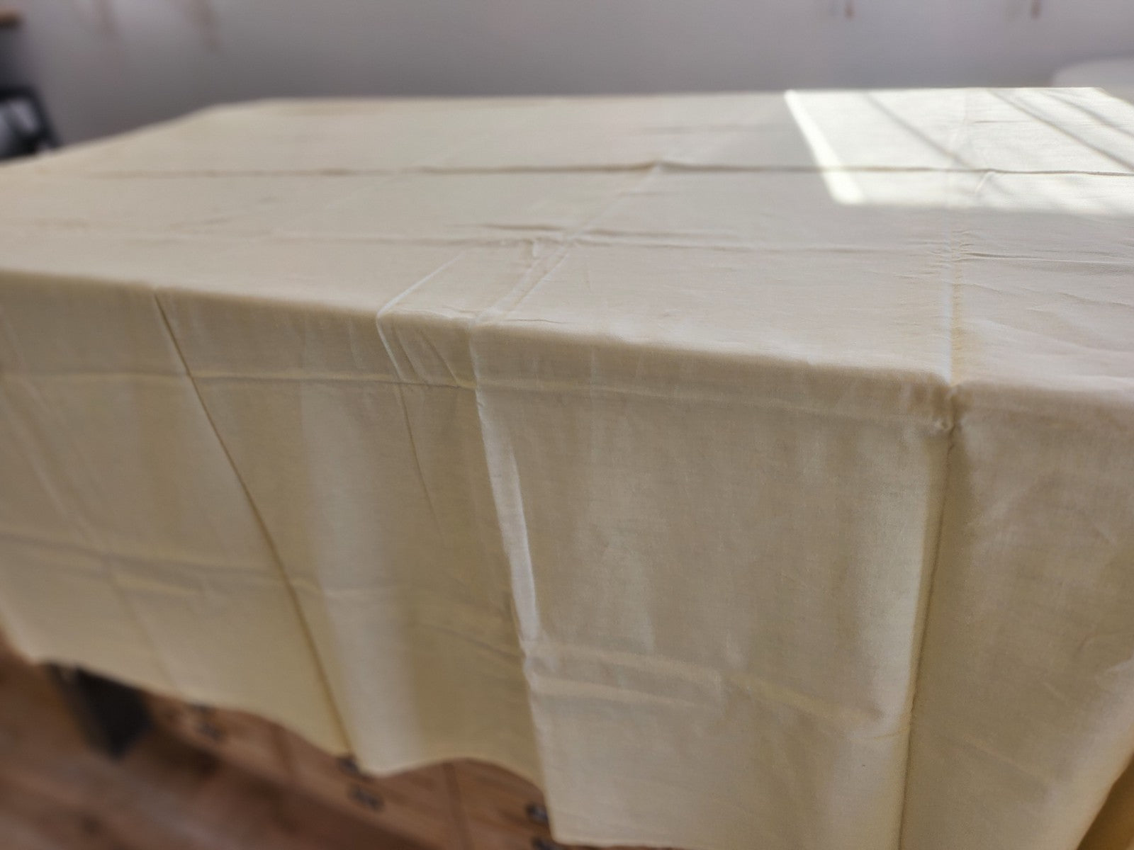 Lot de draps anciens jaune monogrammes HK idéal rideau B6