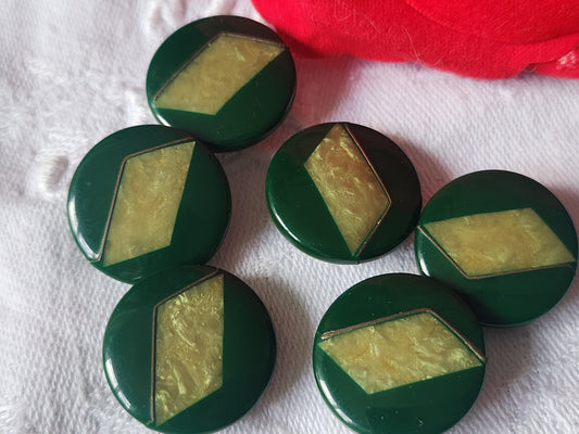 Lot 6 boutons vintage vert deux tos pied 1,9 cm ref 2248