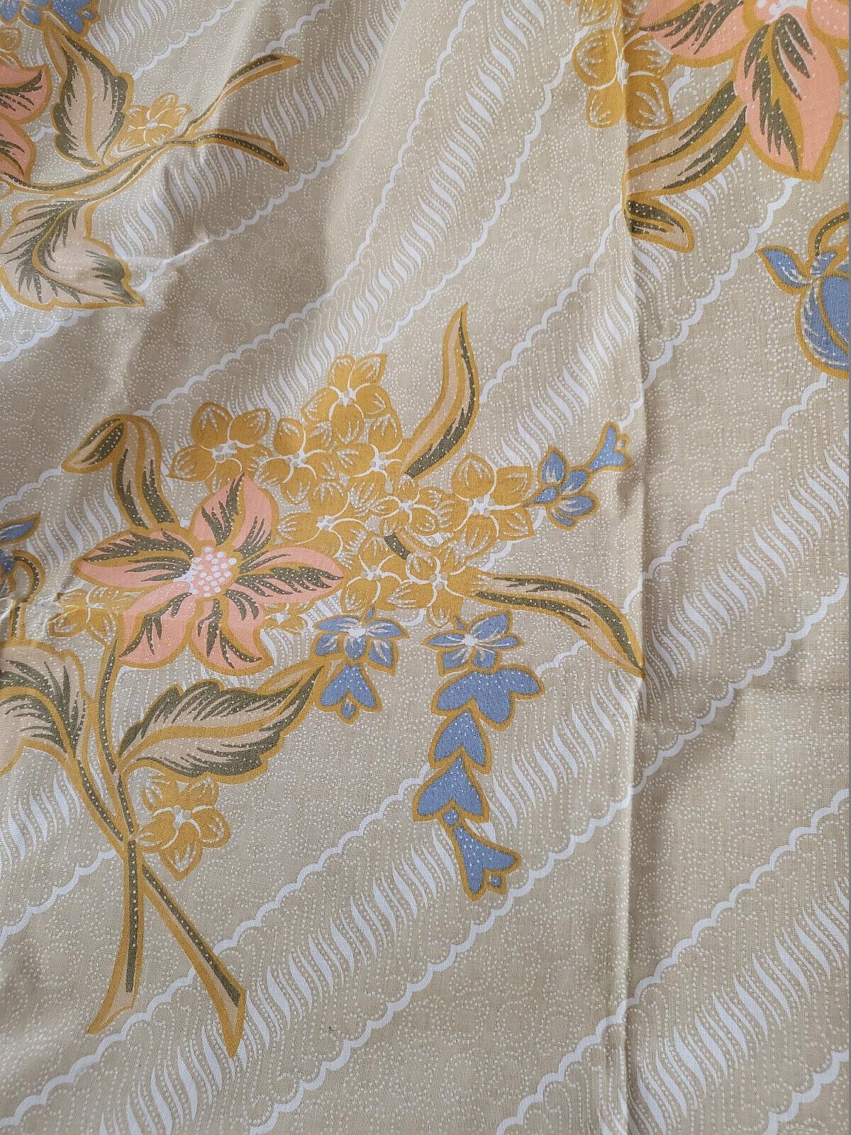 Ancien coupon de tissu vintage marron fleur bleu kitch 1 m 32 sur 1 m 80 B6