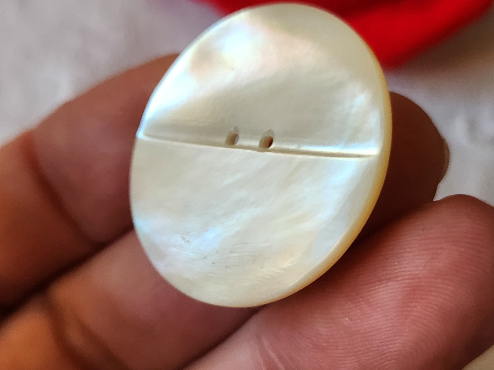 Gros bouton ancien en nacre blanc laiteux superbe 3,2 cm D8H