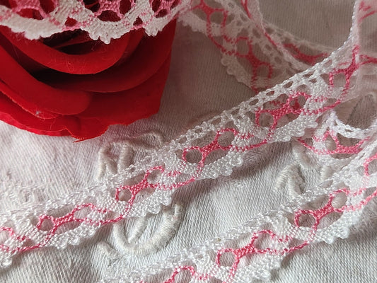 Dentelle vintage bicolore rose  blanc  coton 3 métres sur 1,5 cm A1