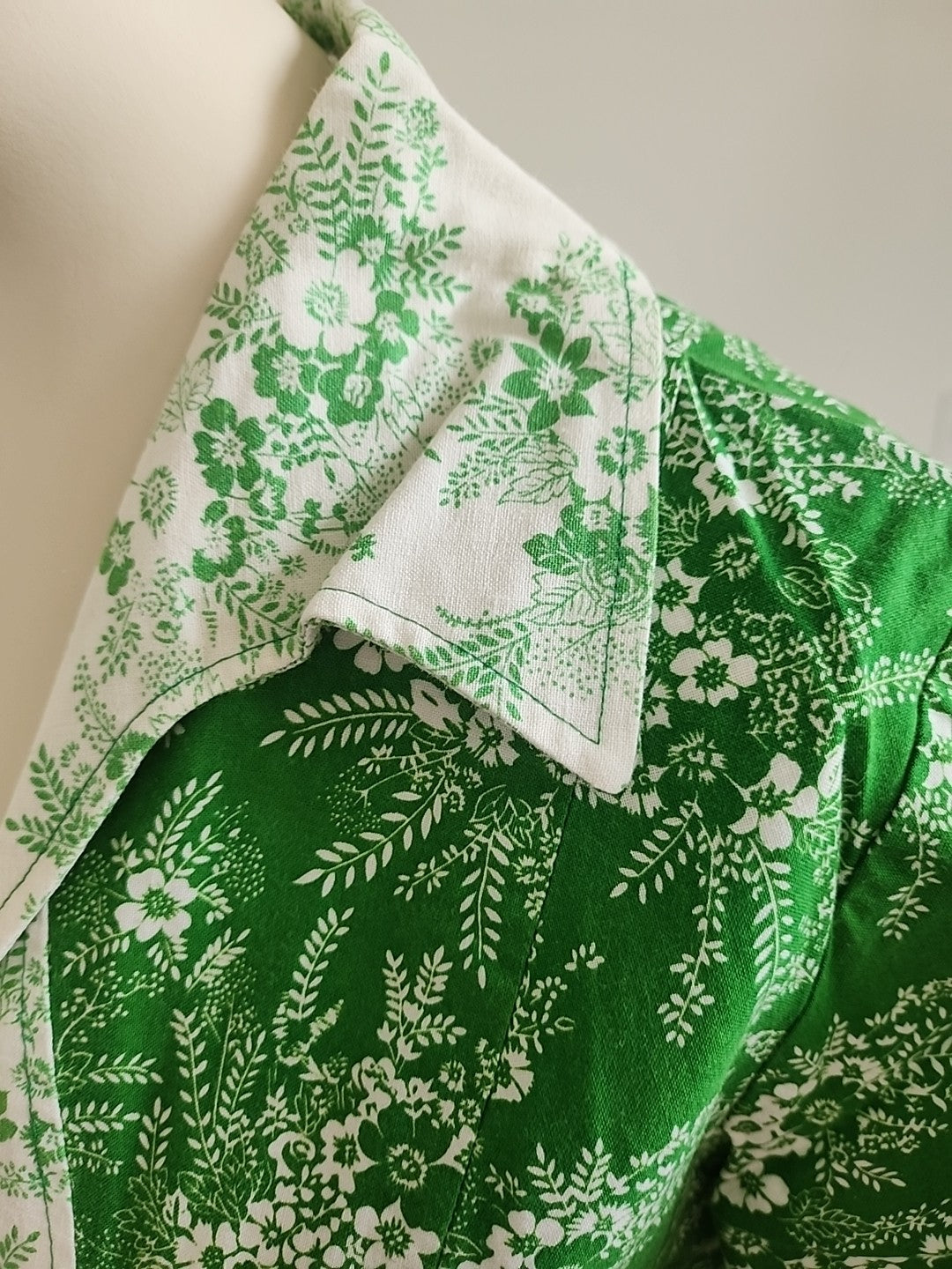 Pur vintage robe ancienne coton imprimé fleur  40 ? coton  ref portant