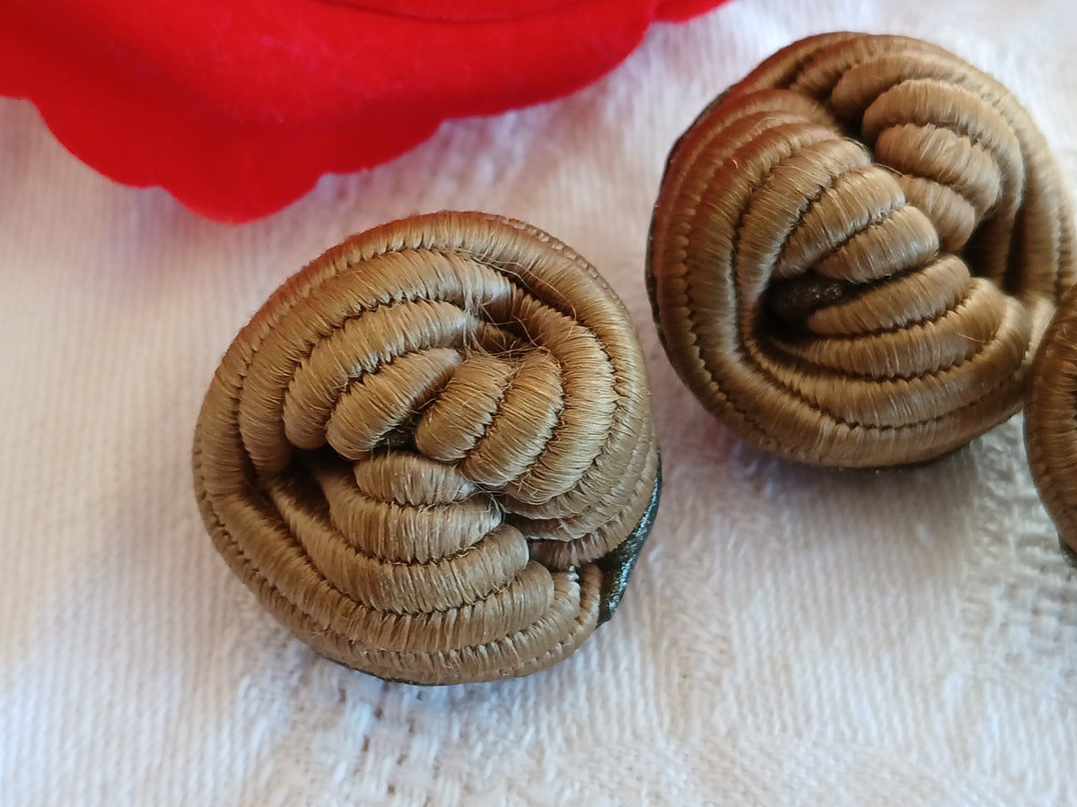 Trio gros boutons anciens passementerie vintage marron 2,6 cm ref 6452