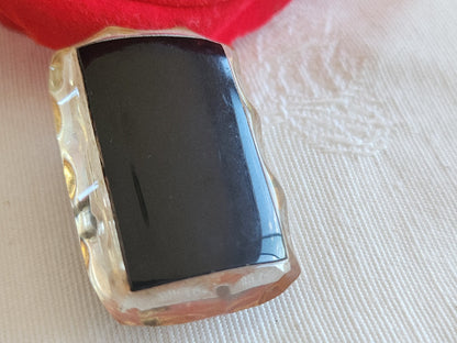 Enorme  bouton vintage effet strass pied noir 2,3 sur 3,5 cm ref 6296 **
