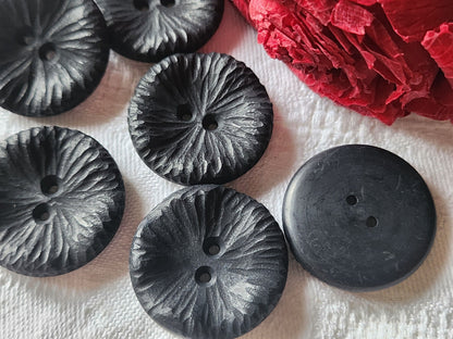 Lot 6 jolis bouton vintage noir  gros  2,6 cm à tou travaillé ref 2418