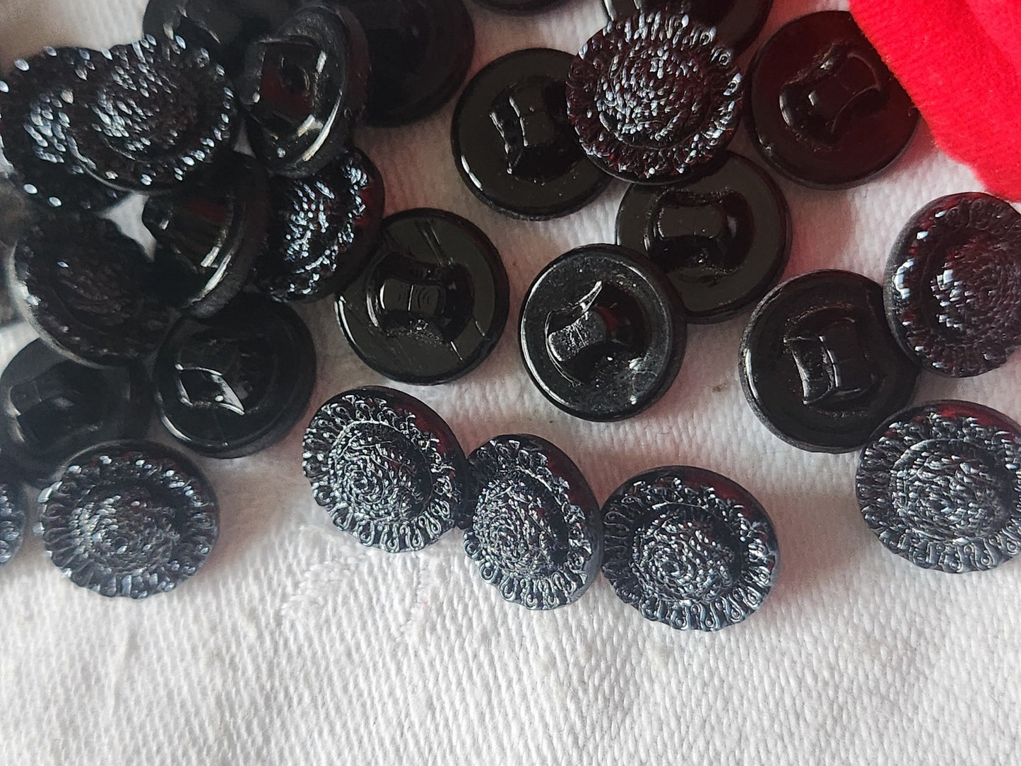Lot 6 boutons vintage en verre petits argenté 1,1 cm pied ref 3824