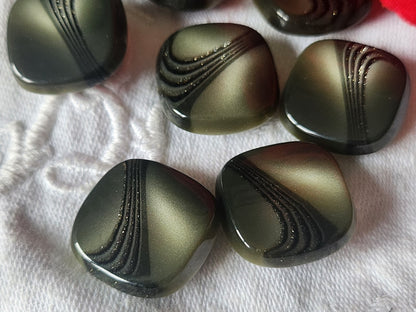 Lot 7 boutons vintage vert scintillant inclusion paillette 2 cm pied ref 3827