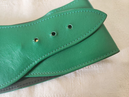Ceinture ancienne vintage large verte jolie 72 cm à 76 cm A4